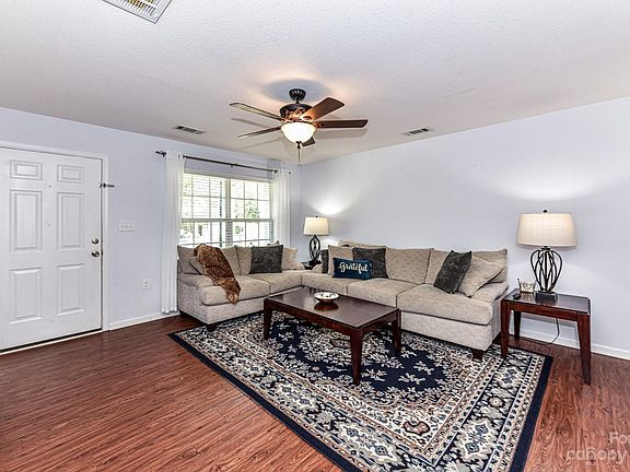 4th image of 4805 Manchineel Ln
