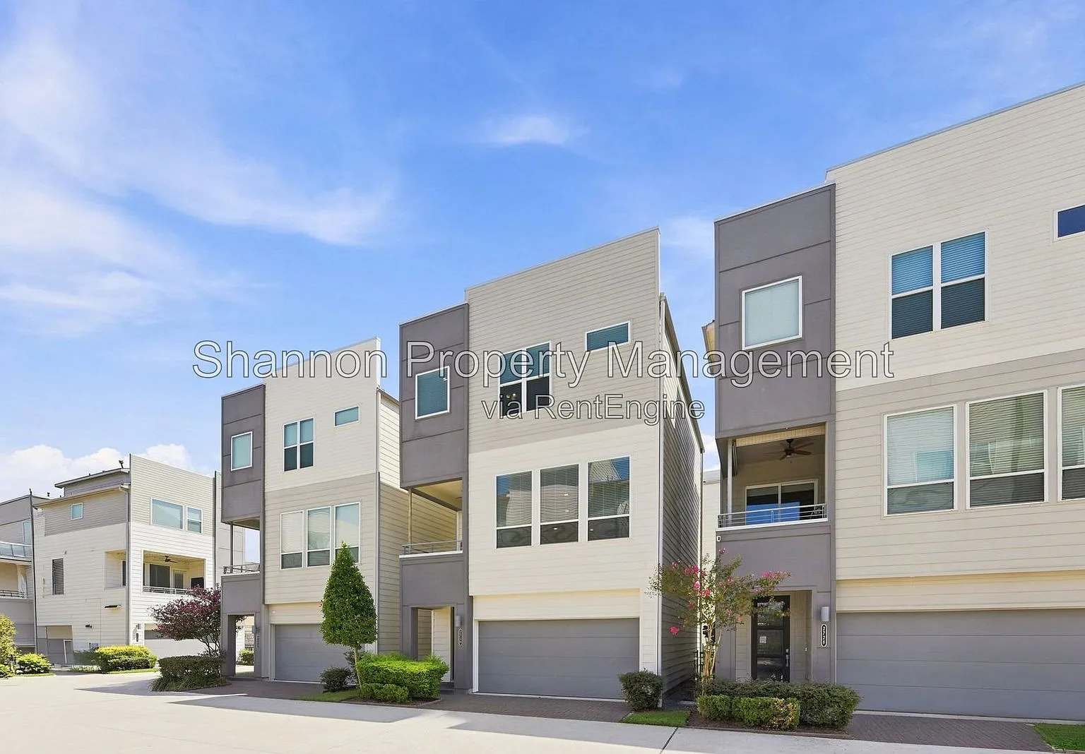 3 bed, 3.5 bath, 2118 sqft, $2,650 — Photo 1