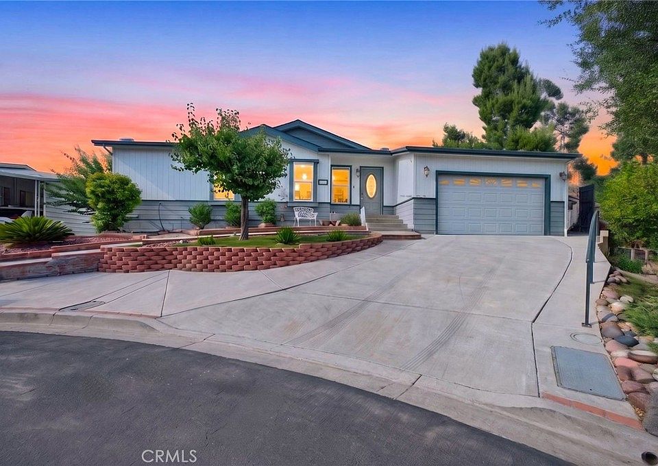 1st image of 38012 Calle Quedo
