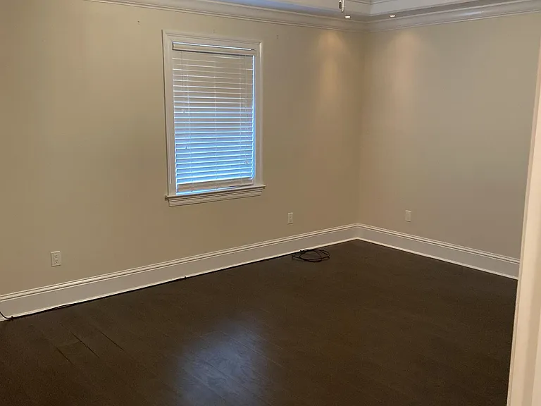 247 Oak Dr — Photo 5