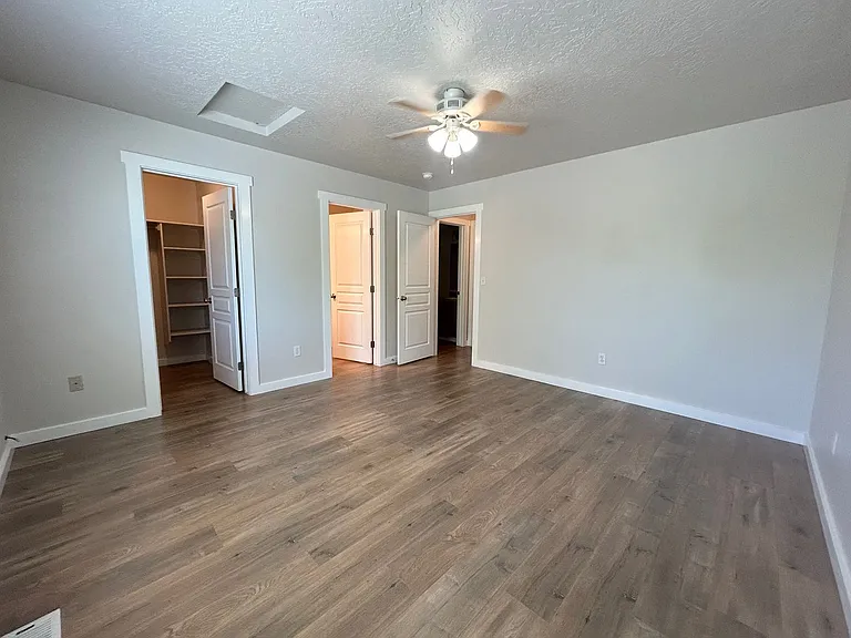 2225 W Steely Ct — Photo 17