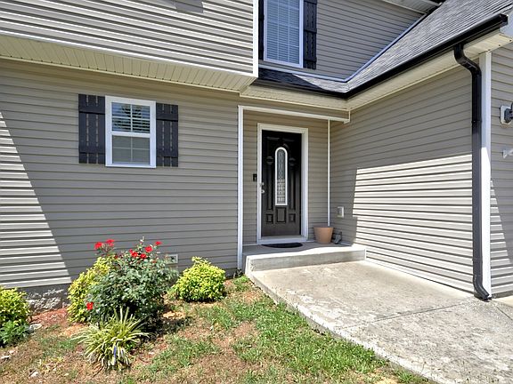 2nd image of 534 Magnolia Dr