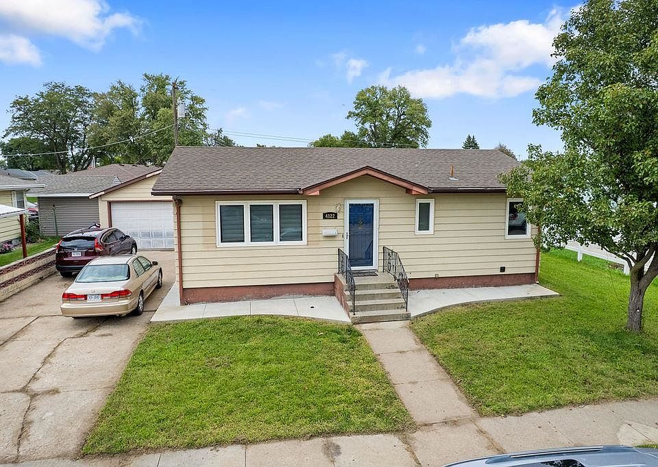 1st image of 4122 Sunset Dr