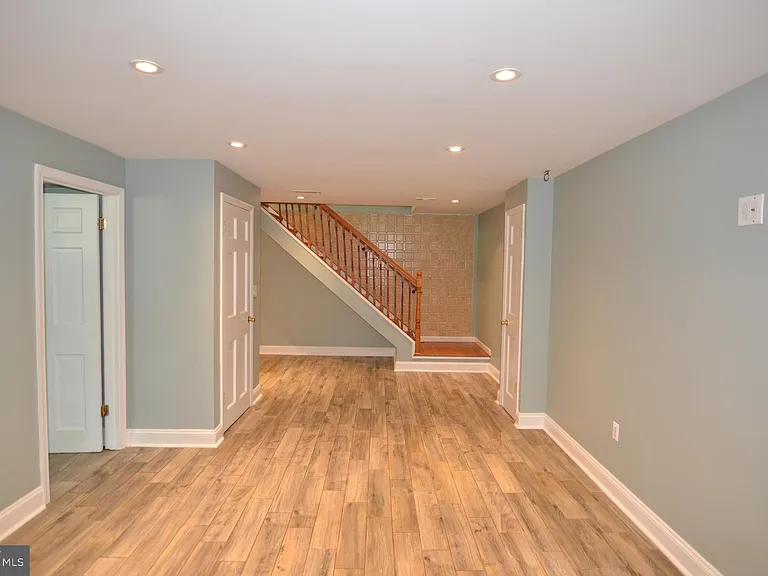 17312 Amity Dr — Photo 24