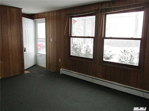 5th image of 150 Rosevale Ave