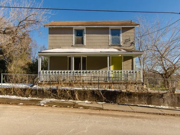 135 2nd St, Madison Heights, VA 24572