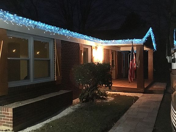 2nd image of 943 Hammond Ave