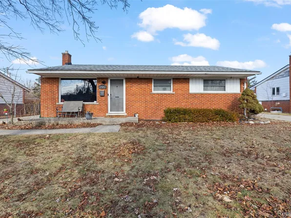 37092 Gilchrist St, Westland, MI 48186