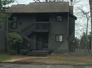 148 Cedar Cove Ln, Winston Salem, NC 27104