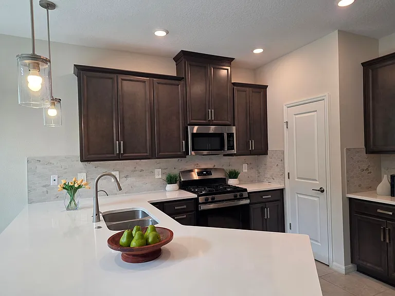 2865 High Pointe St — Photo 11
