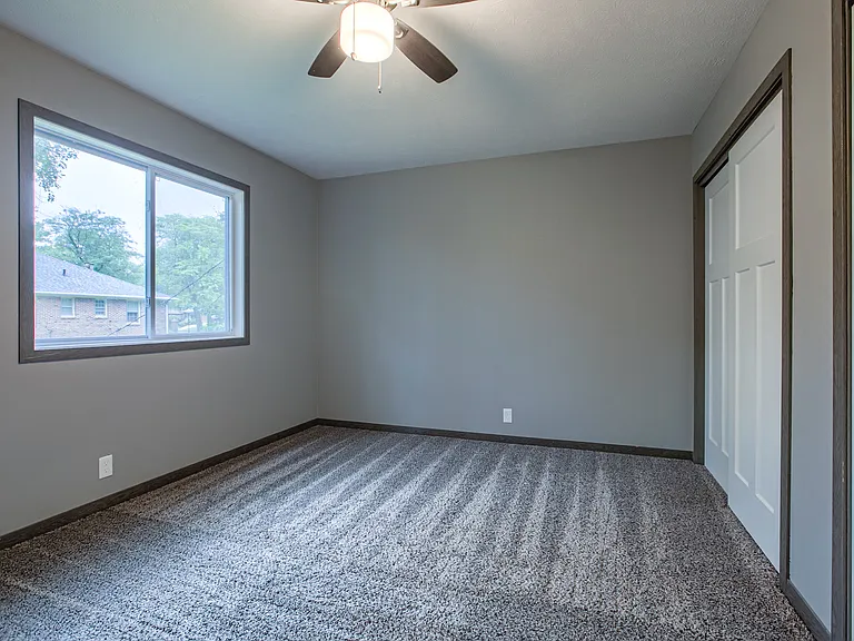 1020 N 35th St #5 — Photo 15