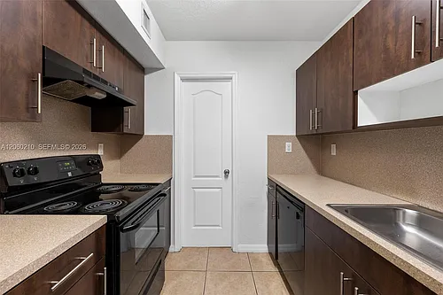 13 S Royal Poinciana Blvd #14 Photo 1