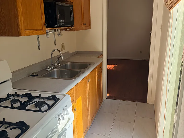 5804 Camp St #REAR — Photo 9