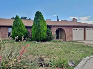 105 Pinehurst Ct, Grants, NM 87020