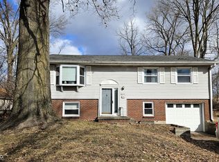 6820 Doris Dr, Indianapolis, IN