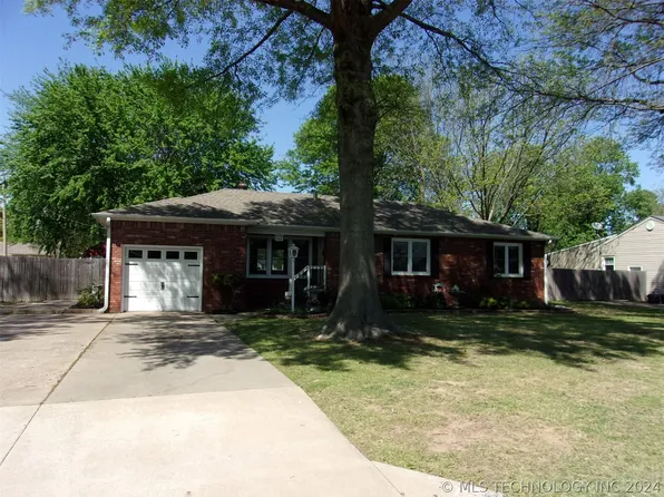 2512 Dayton St, Muskogee, OK 74403