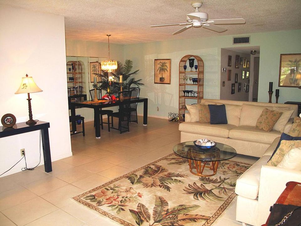 Living and dining area