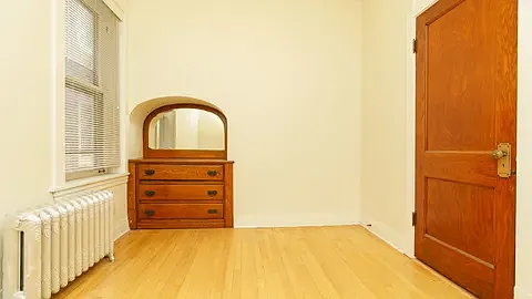 2644 N Harding Ave #1 — Photo 15