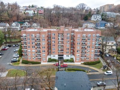 440 Warburton Avenue #3D, Yonkers, NY, 10701
