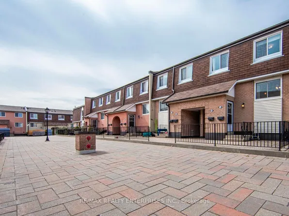 2170 Bromsgrove Rd #186, Mississauga, ON L5J 4J2