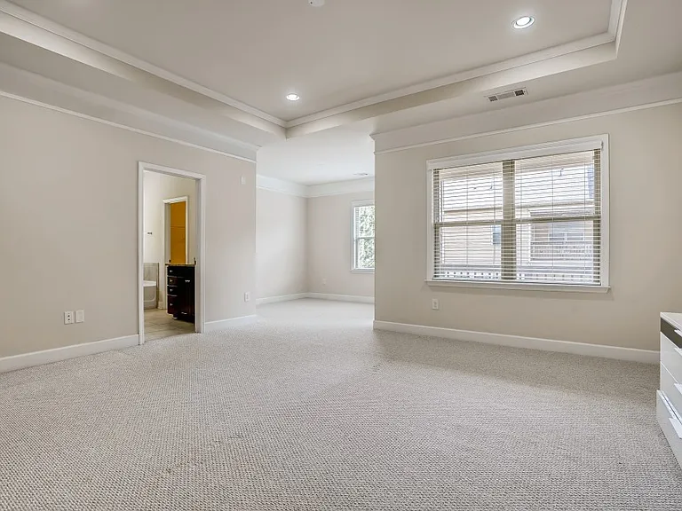 2544 Josselyn Ln SE — Photo 25