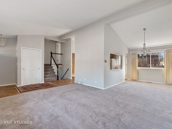3rd image of 927 Fairlawn Ave