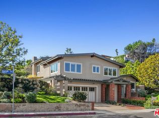 1305 Duende Ln, Pacific Palisades, CA 90272