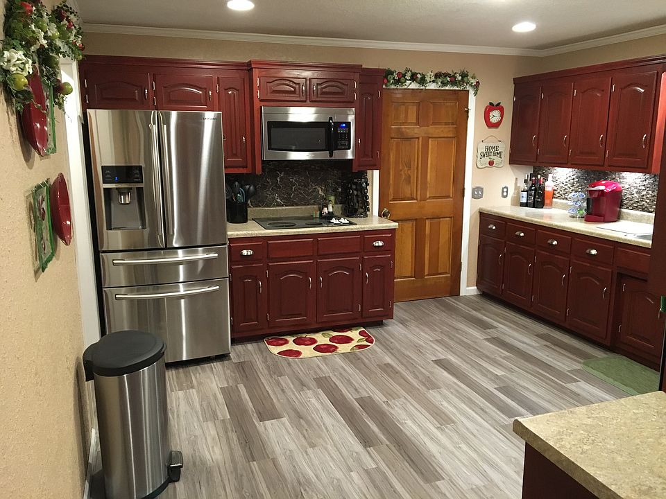 2nd image of 1016 Ratledge Rd
