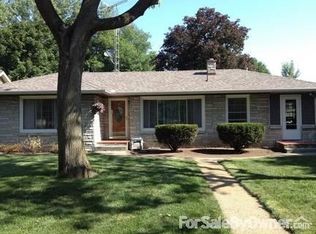 706 W Cherry St, North Judson, IN 46366