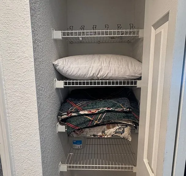 11410 SW 85th Ct — Photo 11