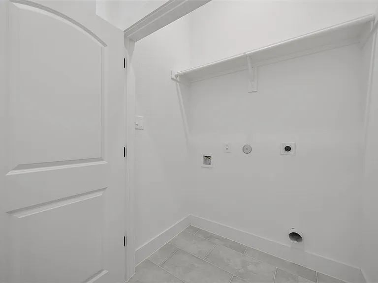 7900 Bowen St #A — Photo 11