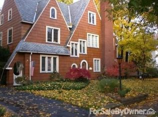 1360 Cleveland Heights Blvd, Cleveland Heights, OH 44121