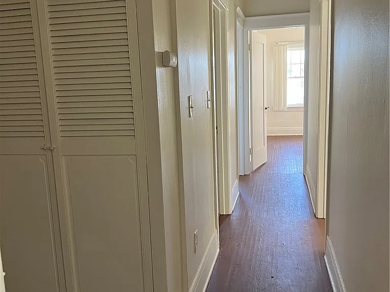 7360C Hollywood Blvd — Photo 2