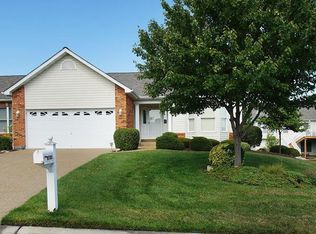 7128 Dulce Domum Dr, Dardenne Prairie, MO 63368