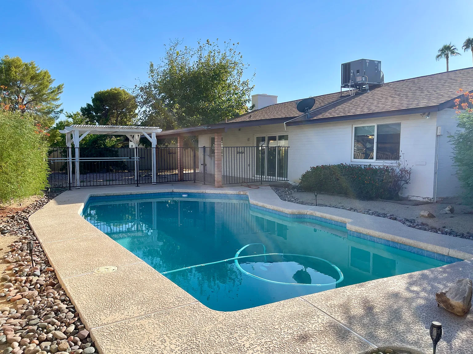 3 bed, 1620 sqft, $2,650 — Photo 3