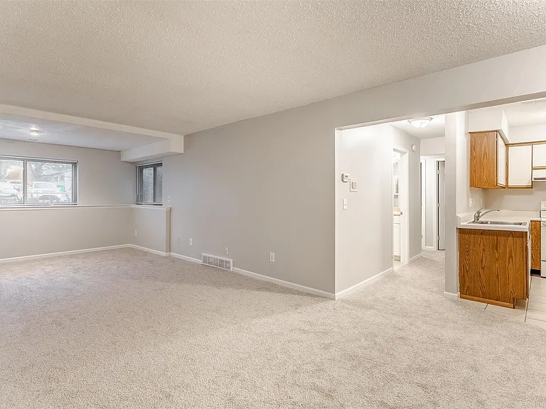8385 Pontiac Lake Rd #14 — Photo 11