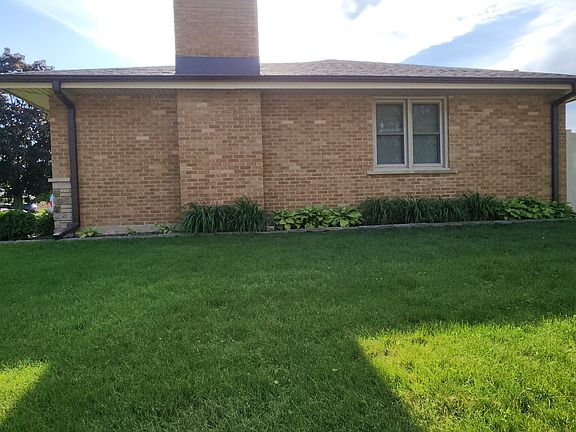 4th image of 4609 W 115th Pl