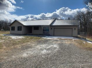 6719 Winegar Rd, Perry, MI 48872