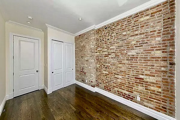 Rented by Avenues Real Estate | media 27