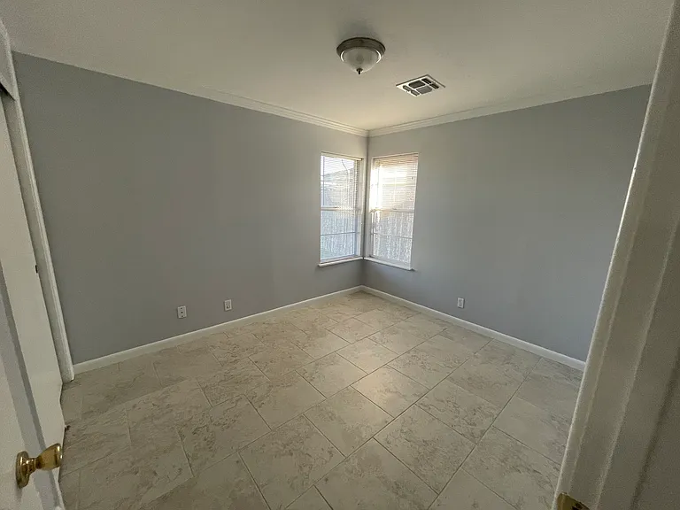 4830 French Dr — Photo 10
