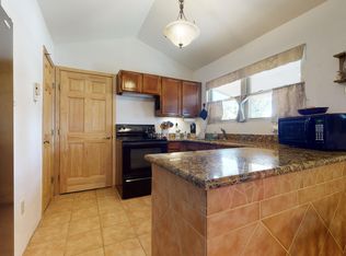 626 Pontiac Dr SW, Rio Rancho, NM 87124