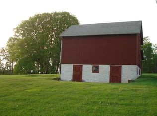 23 Pine Ln, Perryopolis, PA 15473