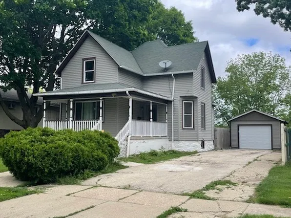 503 W Washington St, Harvard, IL 60033