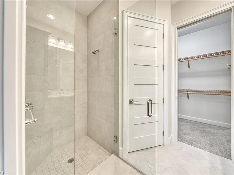 6421 Carnival Rd — Photo 19