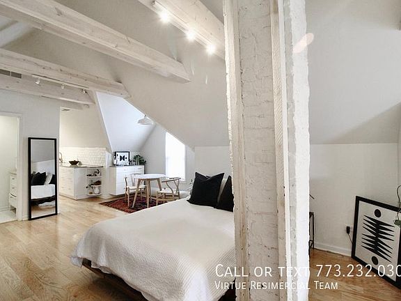 5th image of 1110 W Newport Ave APT 3
