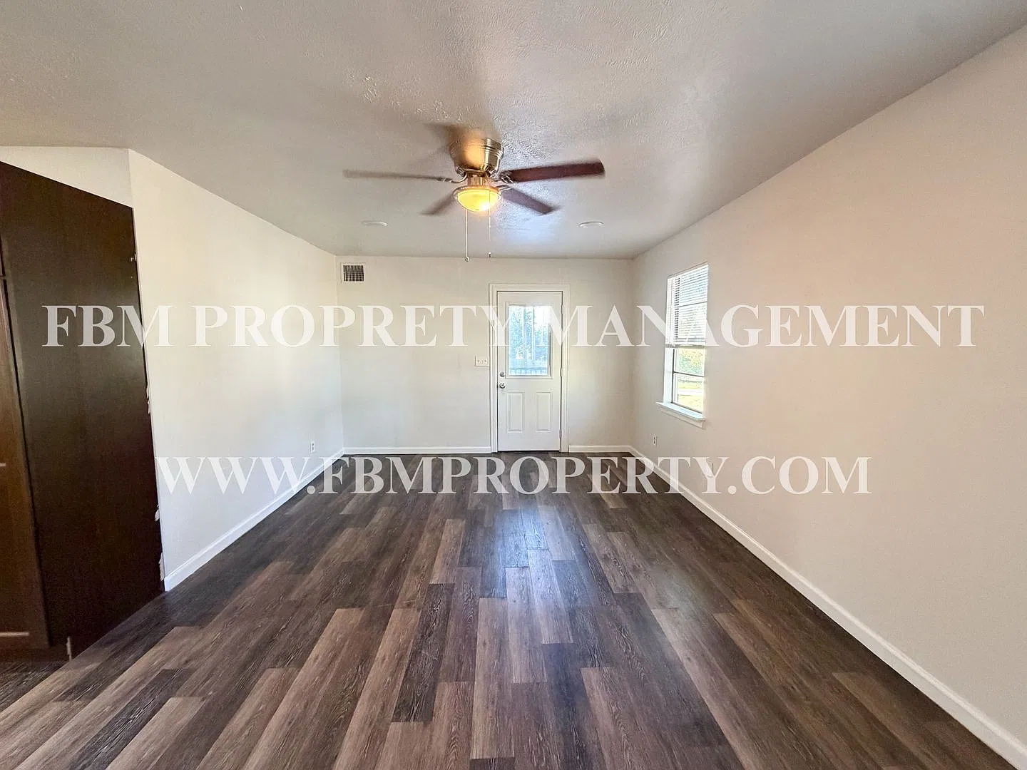3 bed, 1.0 bath, 901 sqft, $1,525 — Photo 4