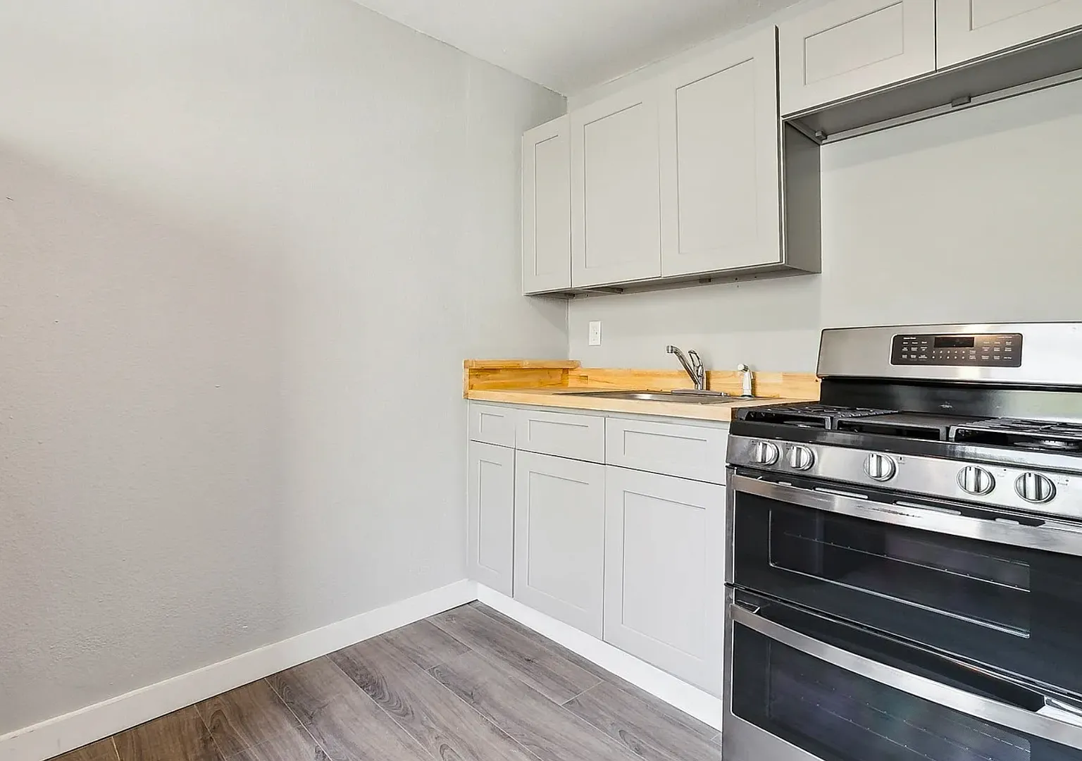 Studio for Rent! — Photo 4