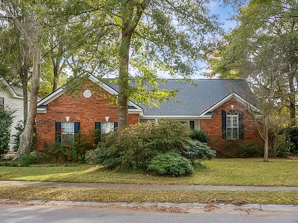 660 Majestic Oak Dr, Charleston, SC 29412