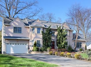 15 Griswold Pl, Glen Rock, NJ 07452