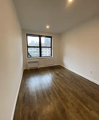 Rented by Current Real Estate Advisors | media 8